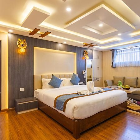 Airport Diana Hotel Katmandu Dış mekan fotoğraf
