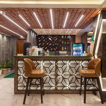 Airport Diana Hotel Katmandu Dış mekan fotoğraf