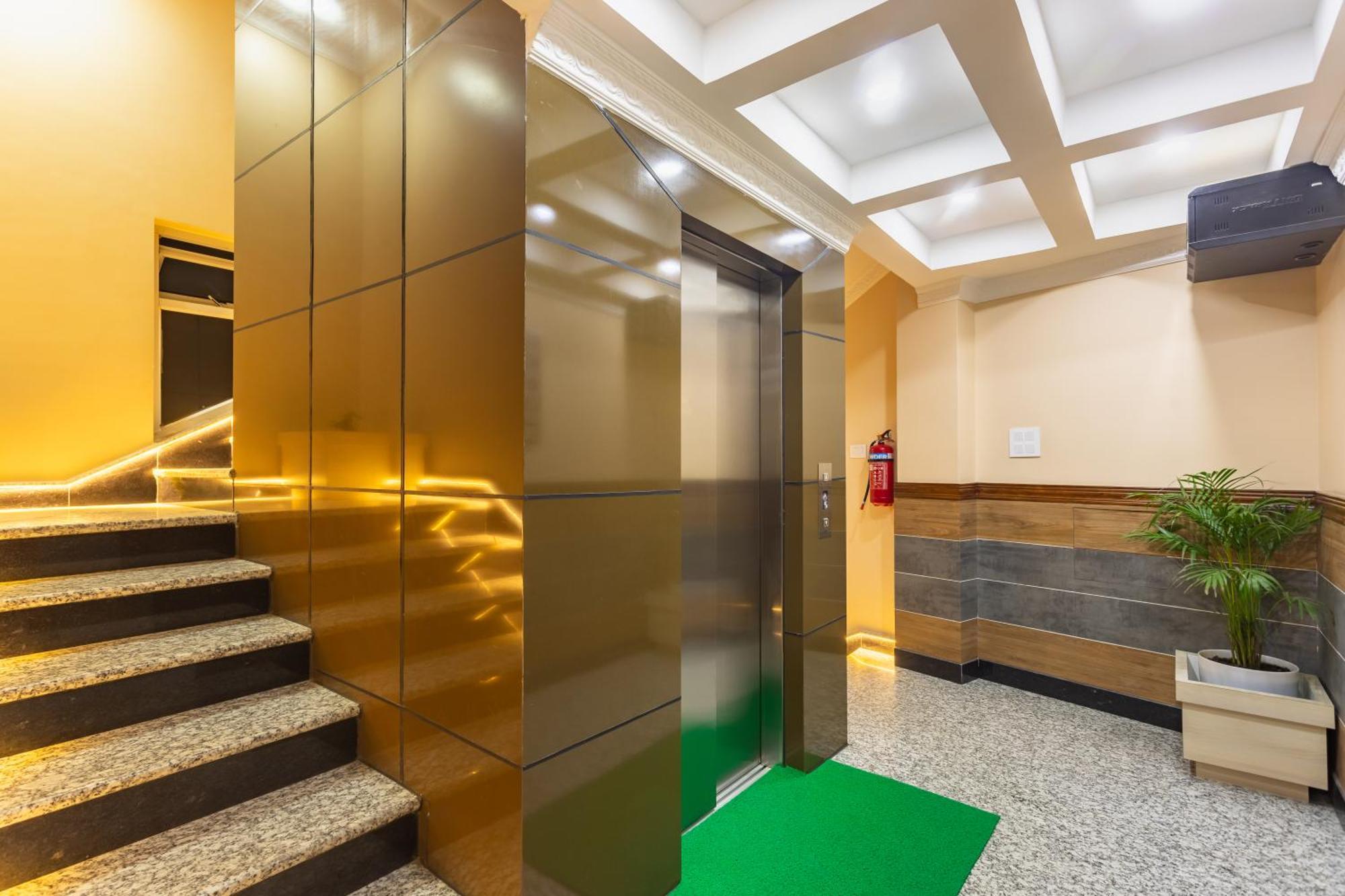Airport Diana Hotel Katmandu Dış mekan fotoğraf