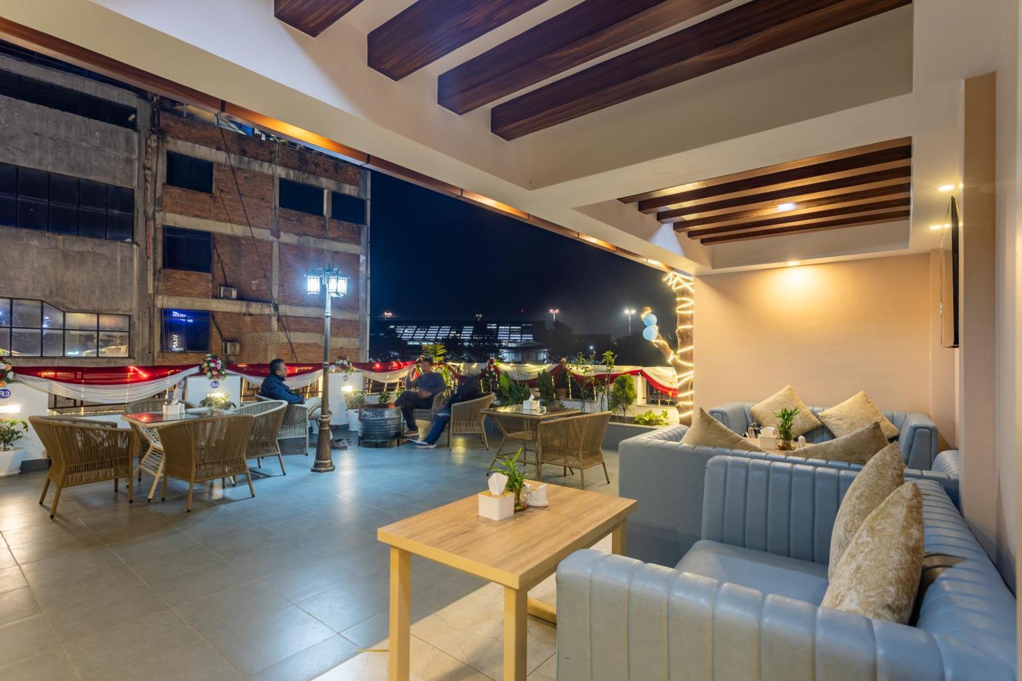 Airport Diana Hotel Katmandu Dış mekan fotoğraf